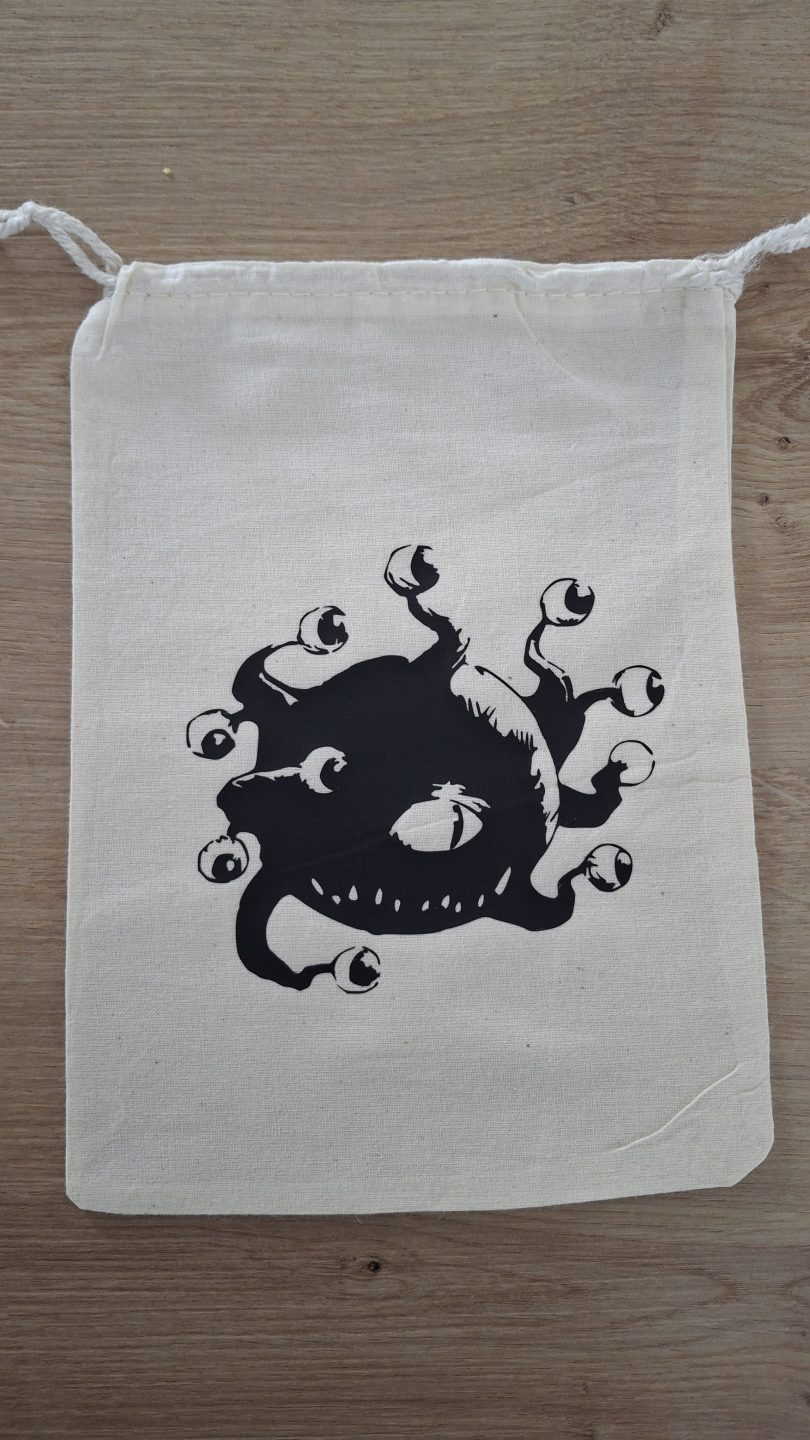 Sac de dés pour JdR - Illustration fantasy - Modèle sentinelle - Artiste : Lupin de Garenne (Guillaume LEHERICEY)