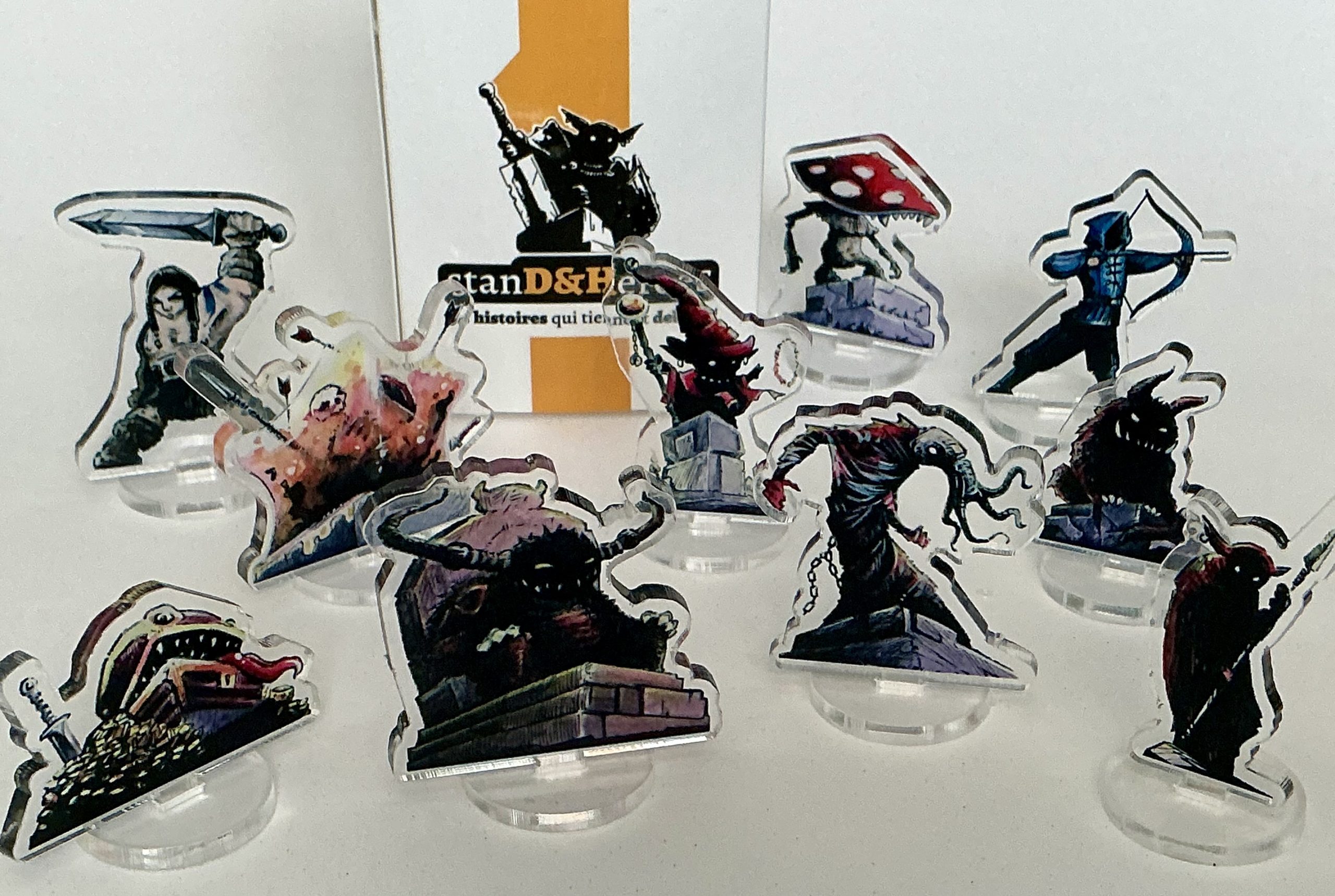 stanD&Heroes - Séries à collectionner de figurines 2D imprimées sur plexiglass de personnages de fantasy